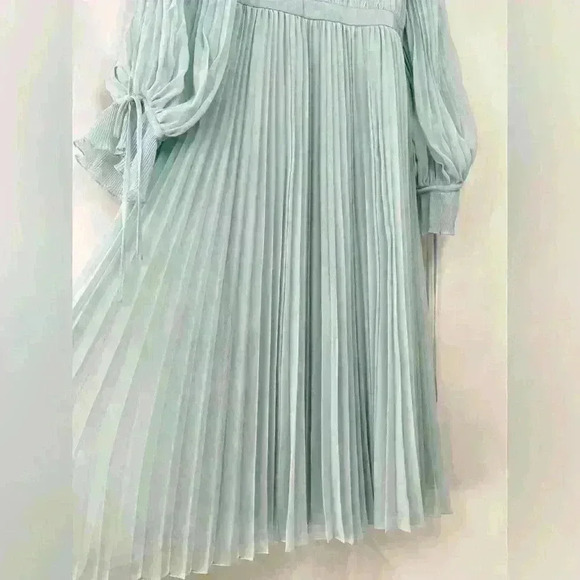 Self Portrait Blue Pleated Goddess Dress Gown Size Medium - Picture 5 of 13